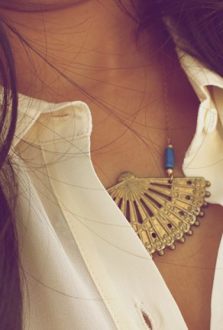 fan necklace, catherine nicole