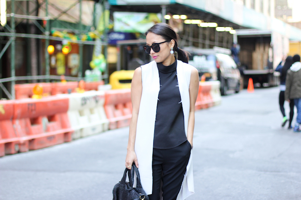 banana republic joggers, petite joggers, downtown chic, christine petric, the view from 5 ft. 2, alexander wang rocco