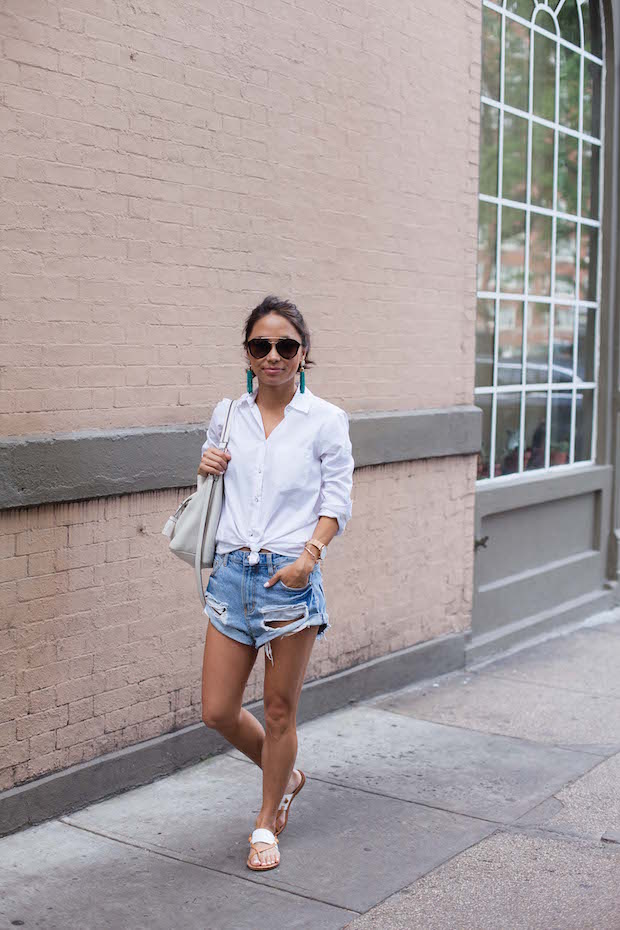 cutoff_shorts_white_shirt_soludos_2