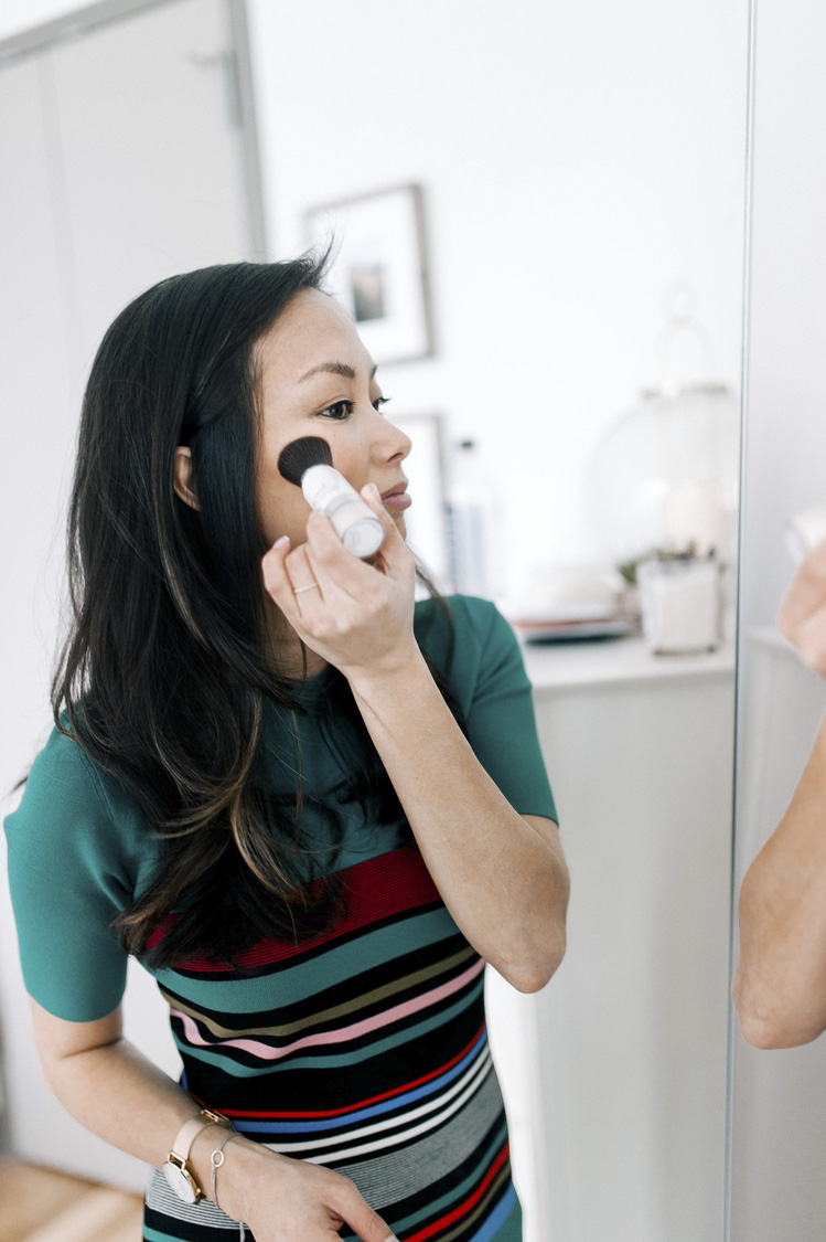 supergoop! 100% mineral invincible setting powder, mineral powder, sunscreen protection